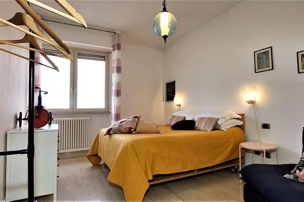 Penthouse Near Central Rome, Free Parking. 0*, Roma