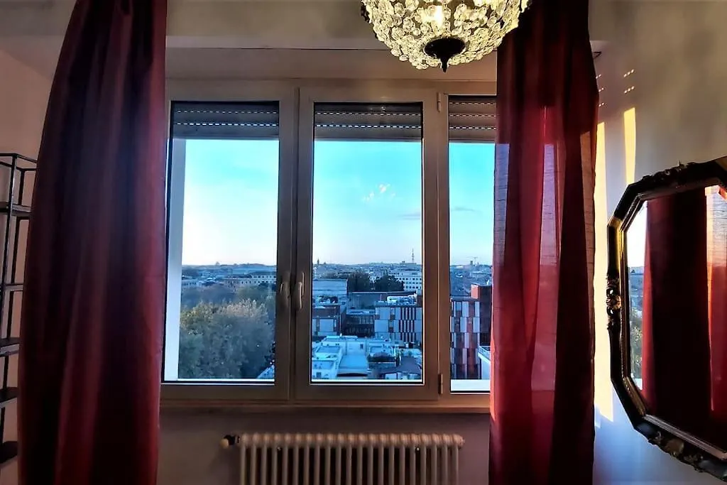 Penthouse Near Central Rome, Free Parking. Roma